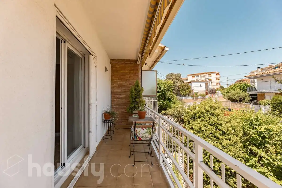 Detached homes for sale in Calle Santiago Rusiñol, Coma-ruga platja
