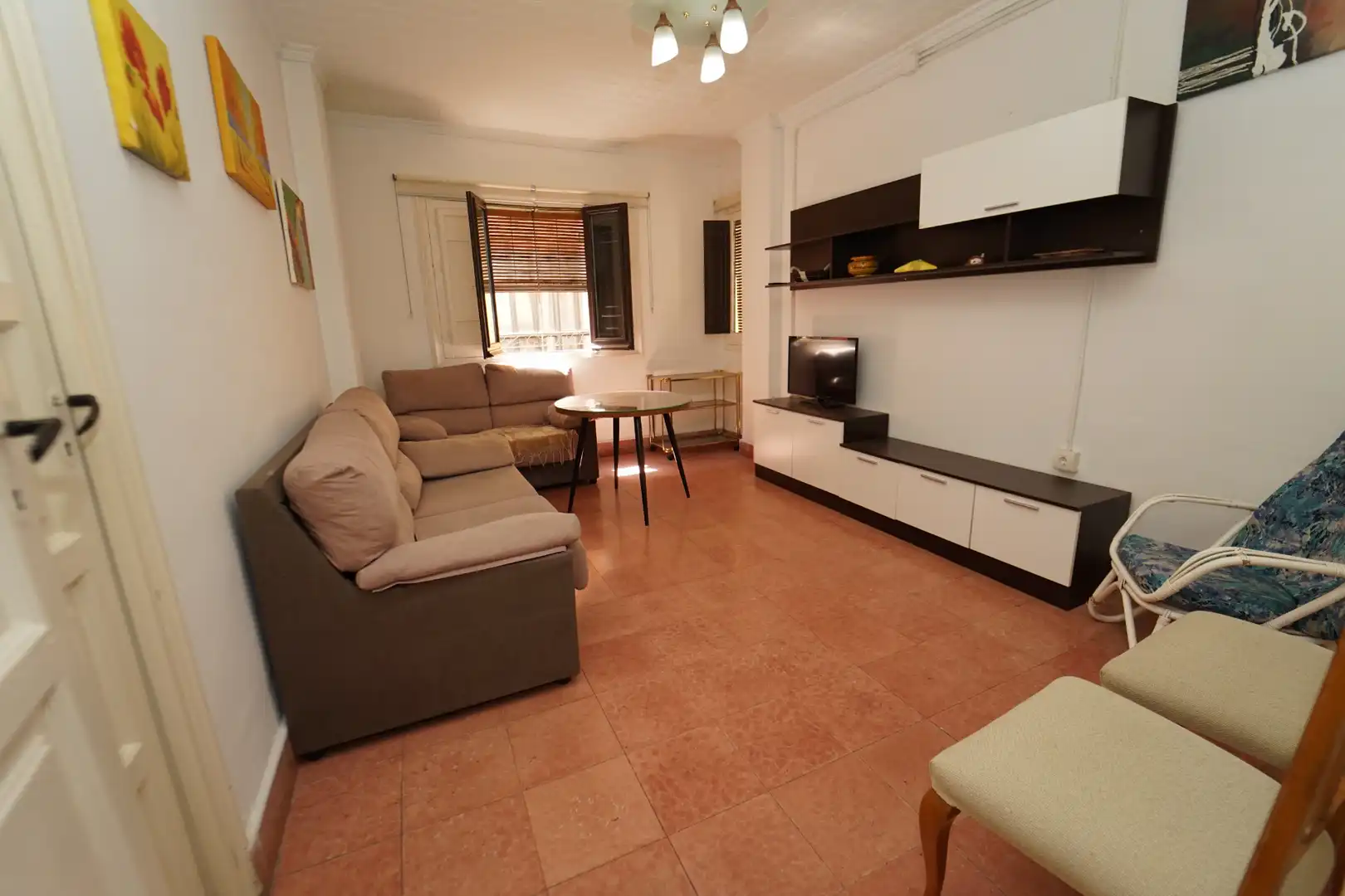 Living room of Flat for rent in Granada  with Air Conditioner, Furnished and Washing machine