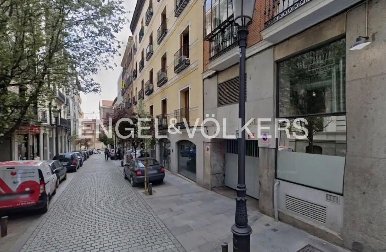 Individual for sale in Centro