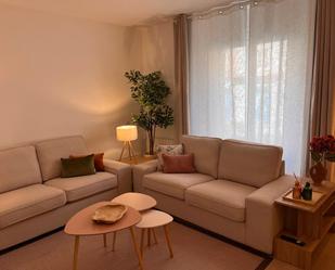 Living room of Flat to rent in  Barcelona Capital  with Air Conditioner, Heating and Parquet flooring