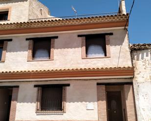 Vista exterior de Casa adosada en venda en Munera amb Aire condicionat, Terrassa i Traster
