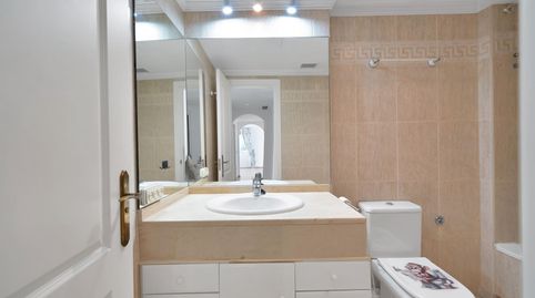 Foto 4 de Apartament en venda a Urbanización Los Pinos de Nagüeles, Bloque 3 B, , La Carolina - Guadalpín, Marbella