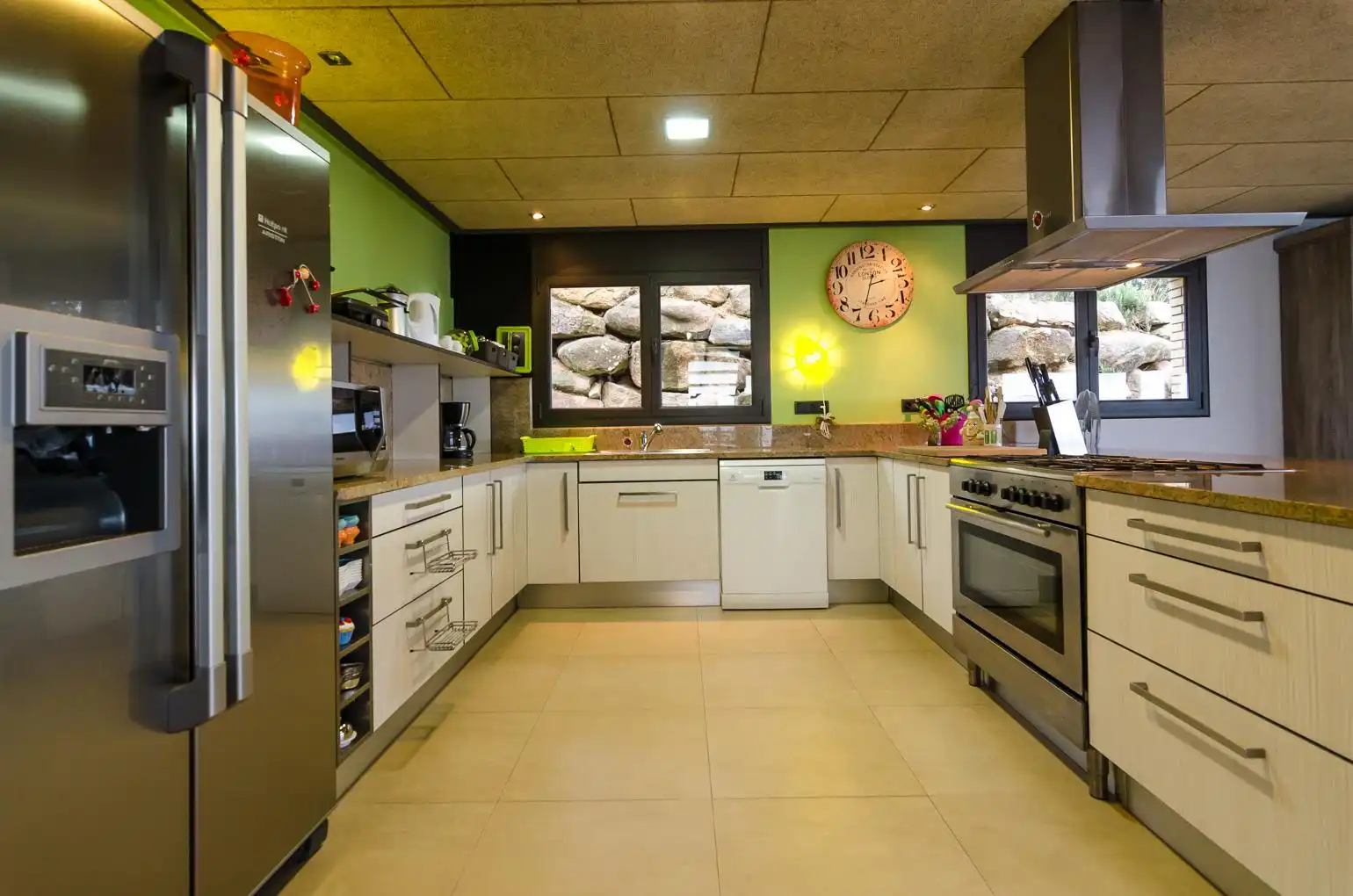 Cocina de Casa o chalet en venta en Lloret de Mar con Jardín privado, Terraza y Piscina