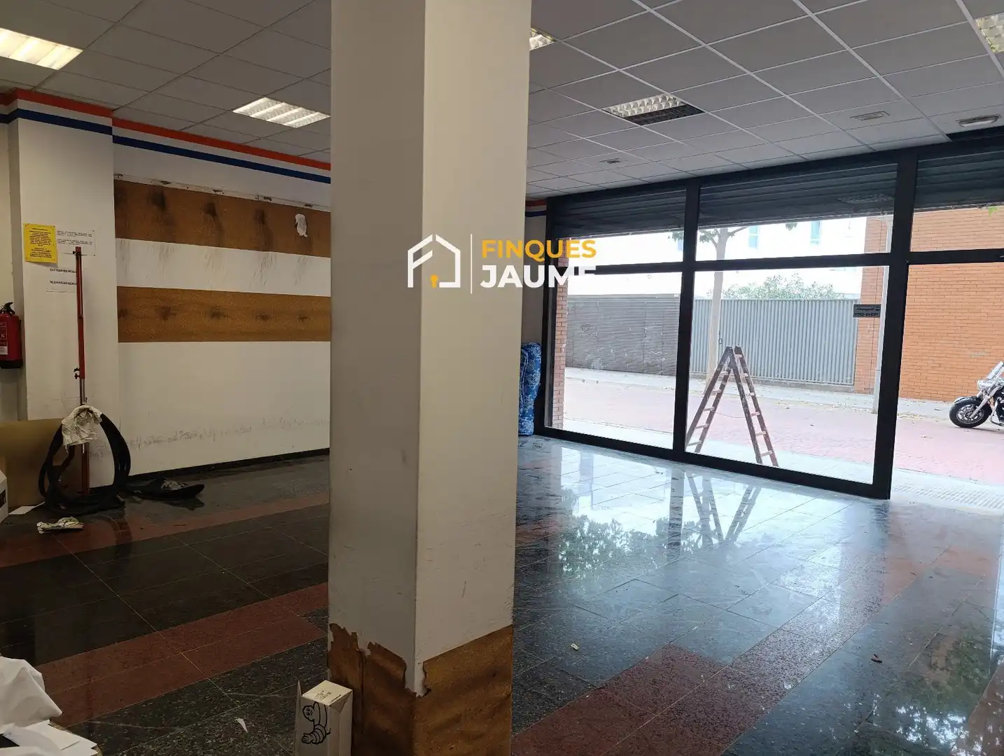 Business premises for sale in JOSE OLONDRIZ OSTIZ, imagen 4