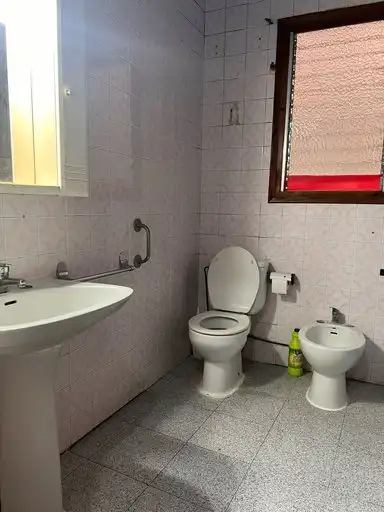 Baño de Piso en venta en Castellón de la Plana / Castelló de la Plana con Balcón