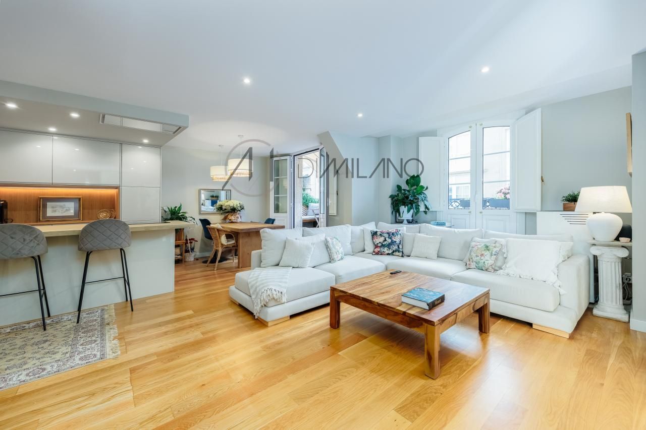 Living room of Attic for sale in Vigo   with Heating, Terrace and Storage room