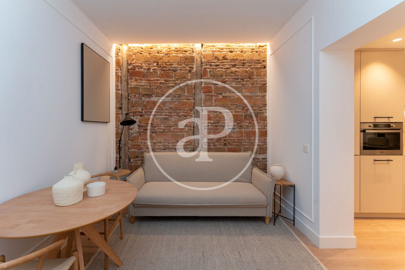 Living room of Flat for sale in  Madrid Capital  with Air Conditioner, Heating and Furnished