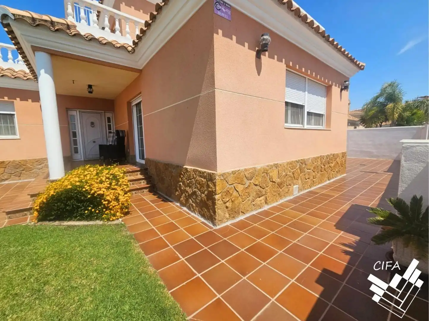 Vista exterior de Casa o chalet en venta en Vinaròs con Aire acondicionado, Calefacción y Jardín privado