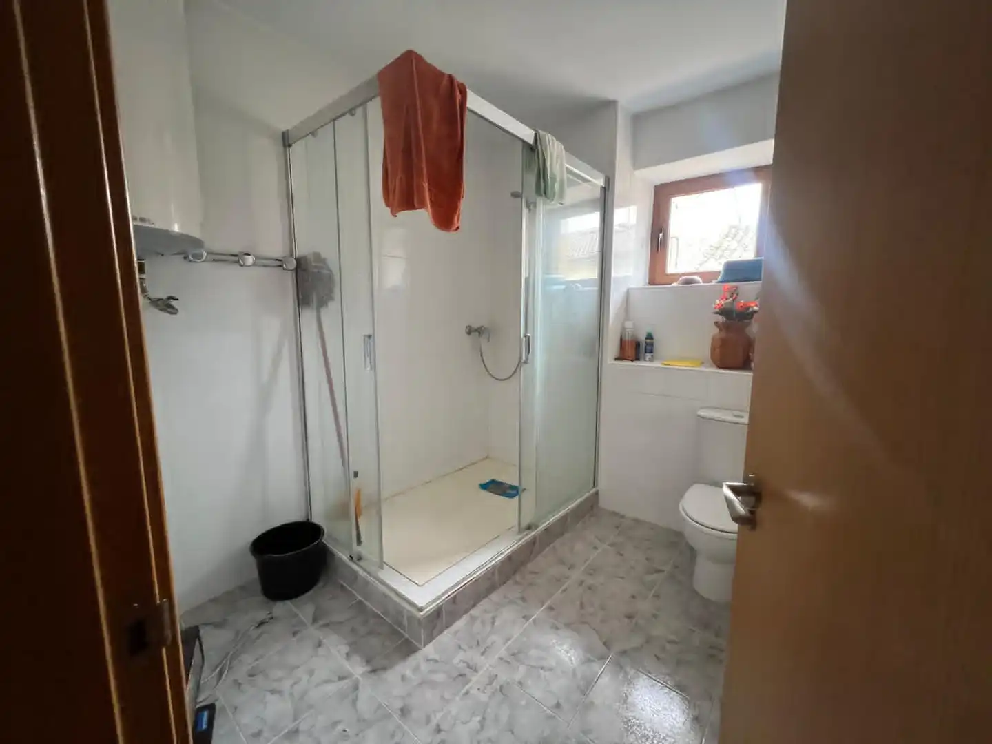 Baño de Finca rústica en venta en Santibáñez del Val con Jardín privado, Parquet y Terraza