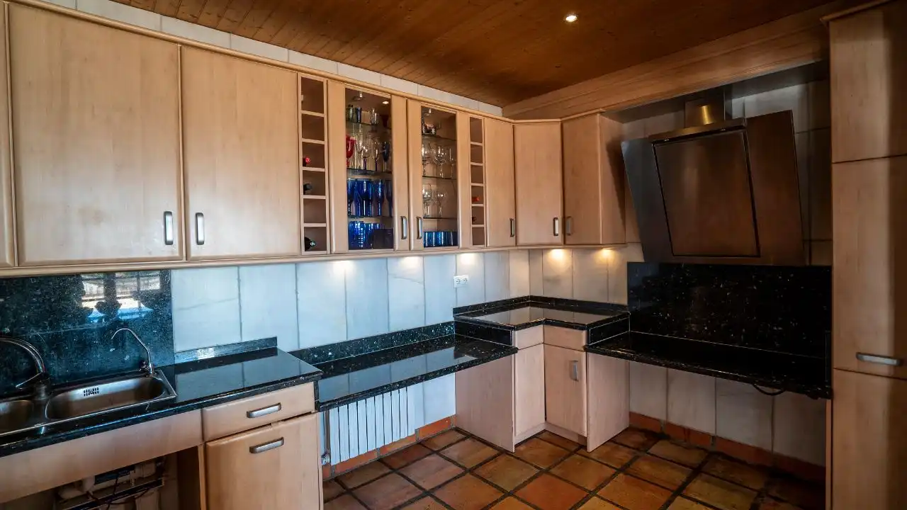 Detached house with pool for sale in Escandinavia - Cautivador, imagen 5