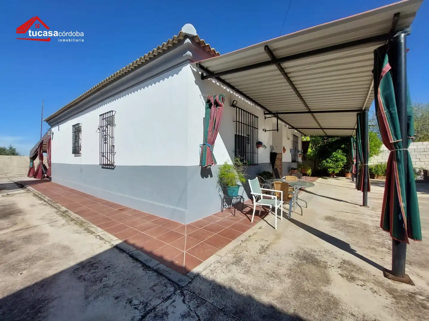 Vista exterior de Finca rústica en venda en Montemayor amb Traster, Piscina i Moblat