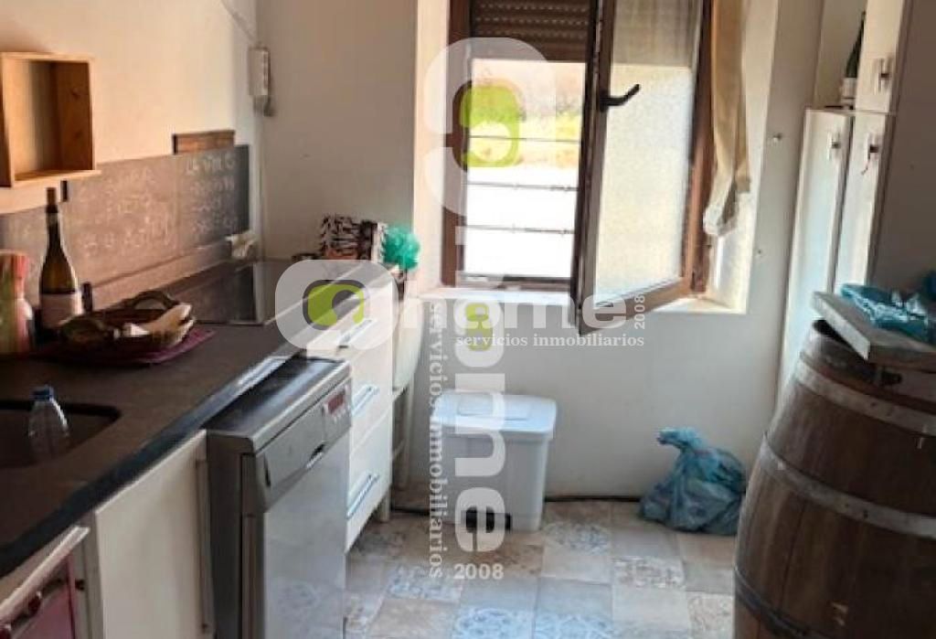 Cuina de Casa o xalet en venda en La Hiniesta  amb Calefacció, Jardí privat i Parquet