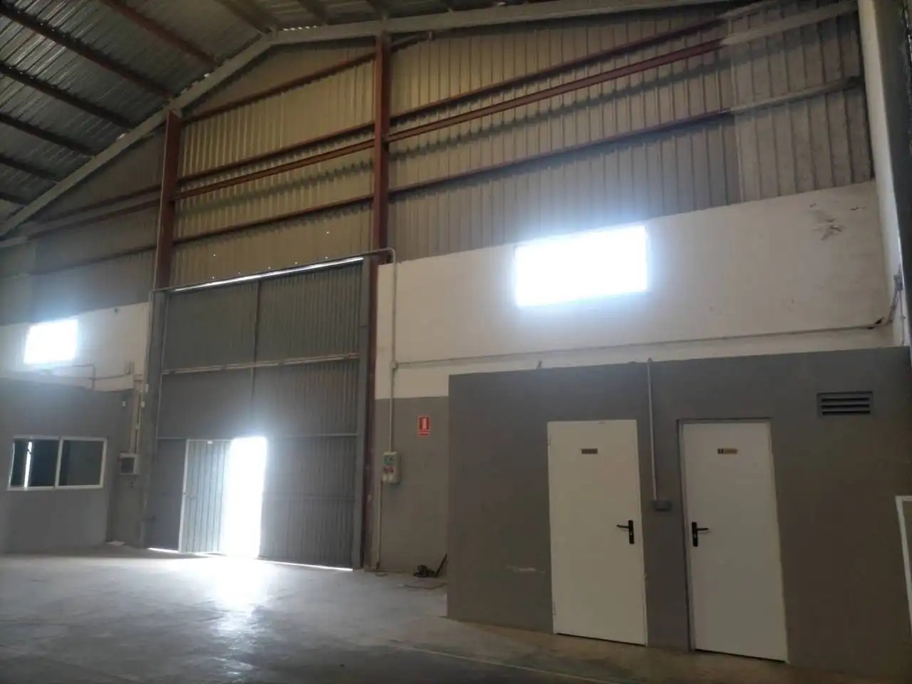 Nave industrial de alquiler en Sollana