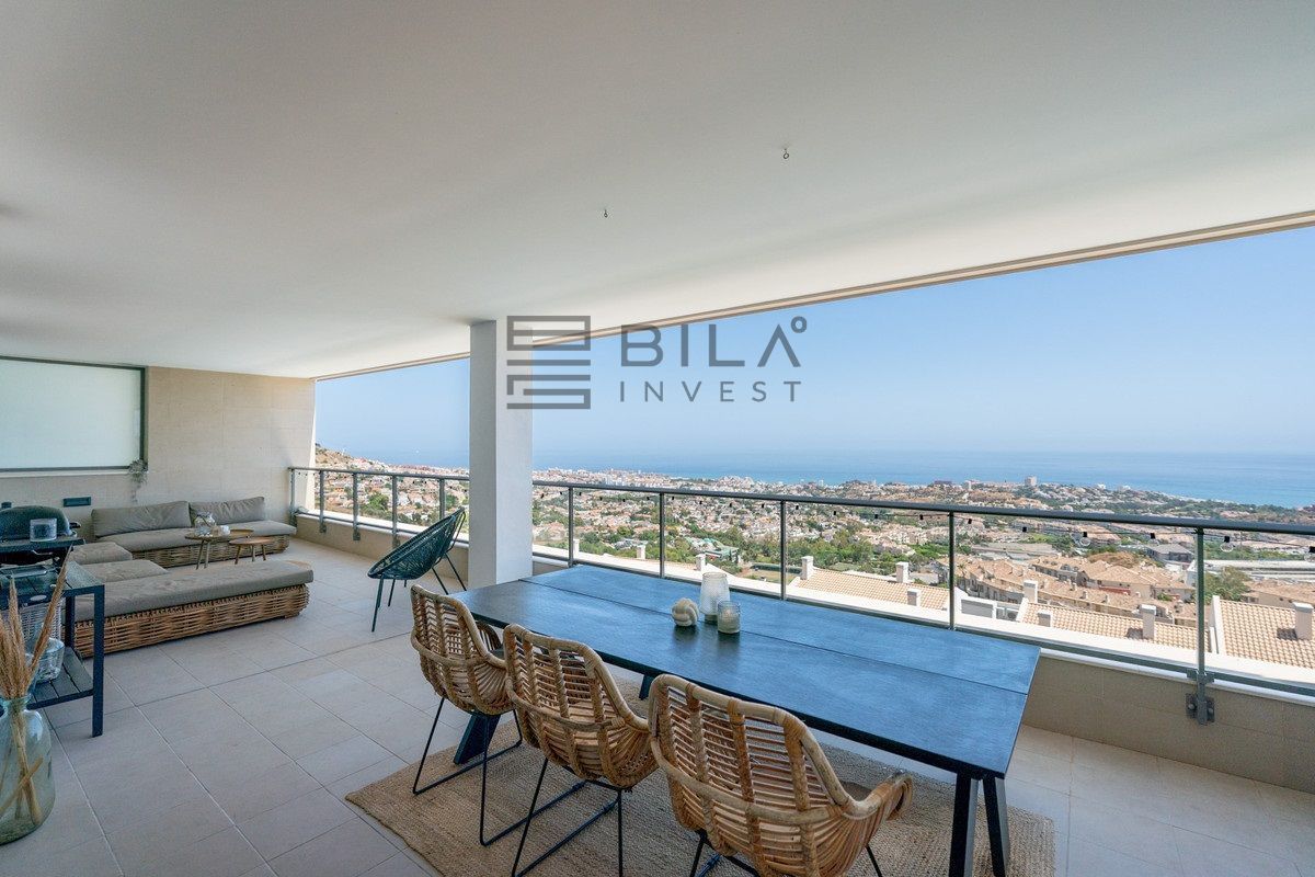 Terrace of Flat for sale in Benalmádena  with Air Conditioner, Swimming Pool and Furnished