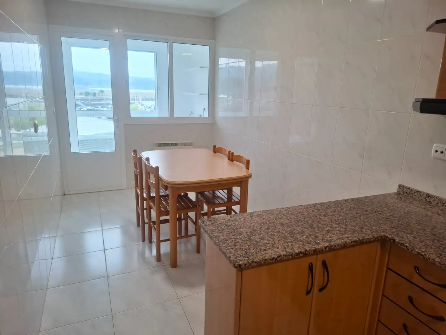 Wohnung mit Aufzug zur Miete in Avenida Ramón Canosa 18, imagen 4