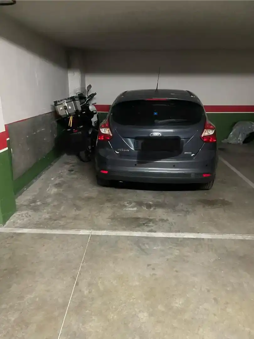Aparcament de Garatge de lloguer en Madrid