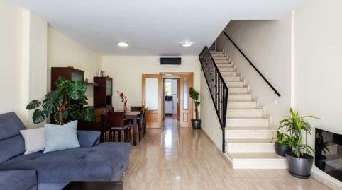 Foto 5 de Casa adosada en venta en Carrer Gimnasta Elena López Benaches, Turís, Valencia