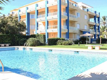 Apartment mit Pool zum Verkauf in Las Marinas / Les Marines