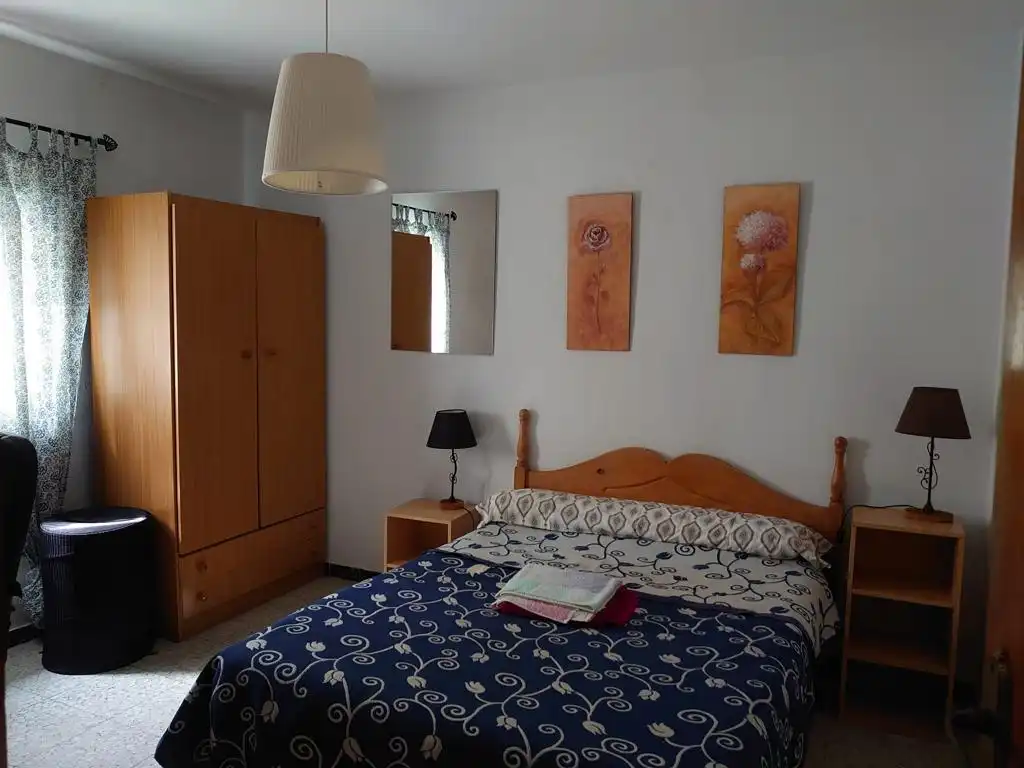Habitación de Piso de alquiler en Sevilla con Aire acondicionado y Amueblado