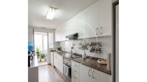 Foto 2 de Piso en venta en Calle Rio Vinalopo, Aldaia, Valencia