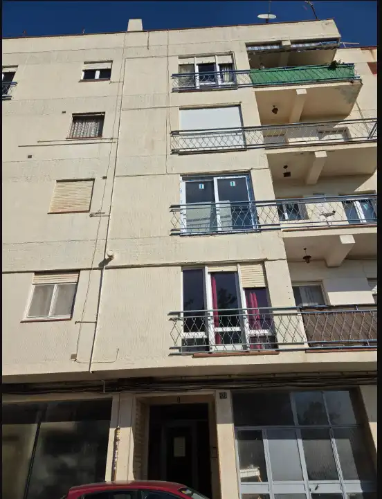 Flat with terrace for sale in Carrer de Suñer 123