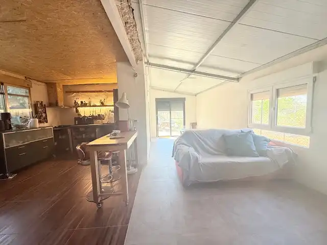 Wohnzimmer von Country house zum Verkauf in Castellón de la Plana / Castelló de la Plana mit Klimaanlage, Privatgarten und Terrasse