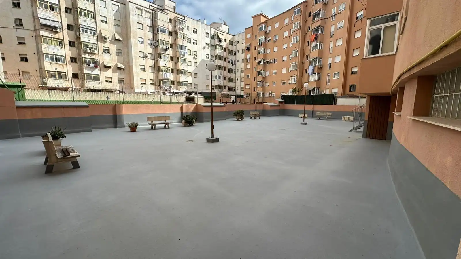 Terrasse von Wohnungen zum Verkauf in Castellón de la Plana / Castelló de la Plana mit Abstellraum, Möbliert und Balkon