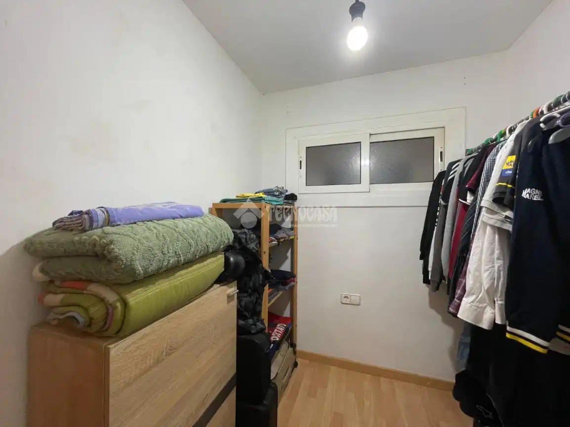 Habitación de Piso en venta en Mataró con Parquet y Balcón
