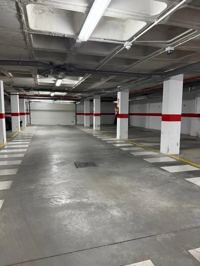 Aparcament de Apartament en venda en Orihuela amb Piscina comunitària