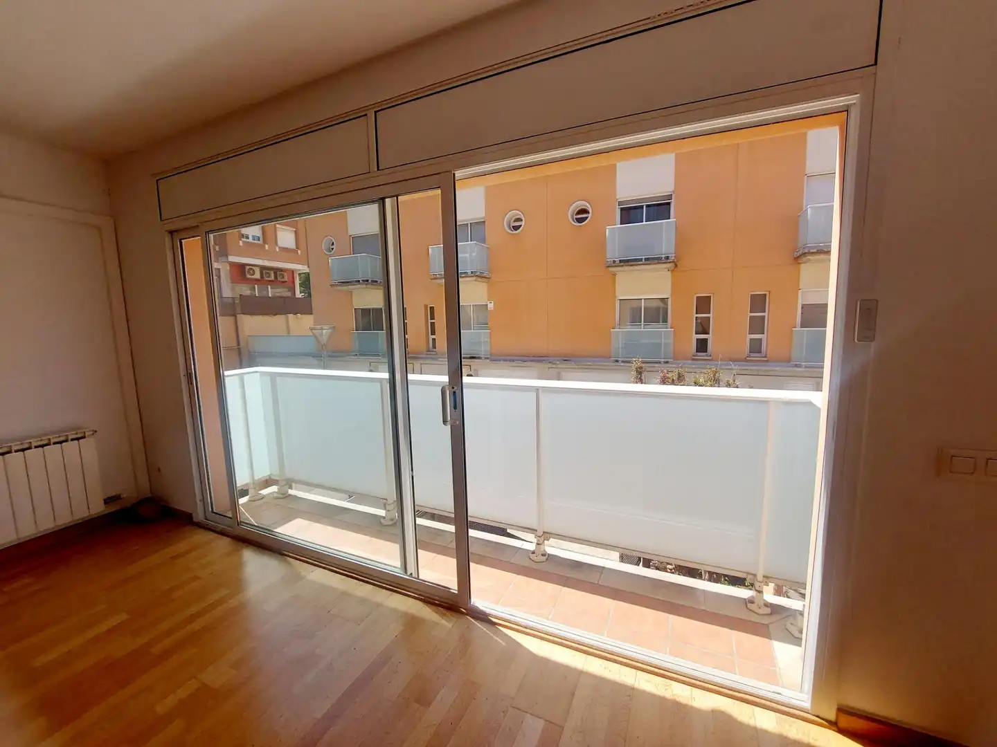 Casa amb terrassa en venda a Sant Andreu de la Barca, imagen 4