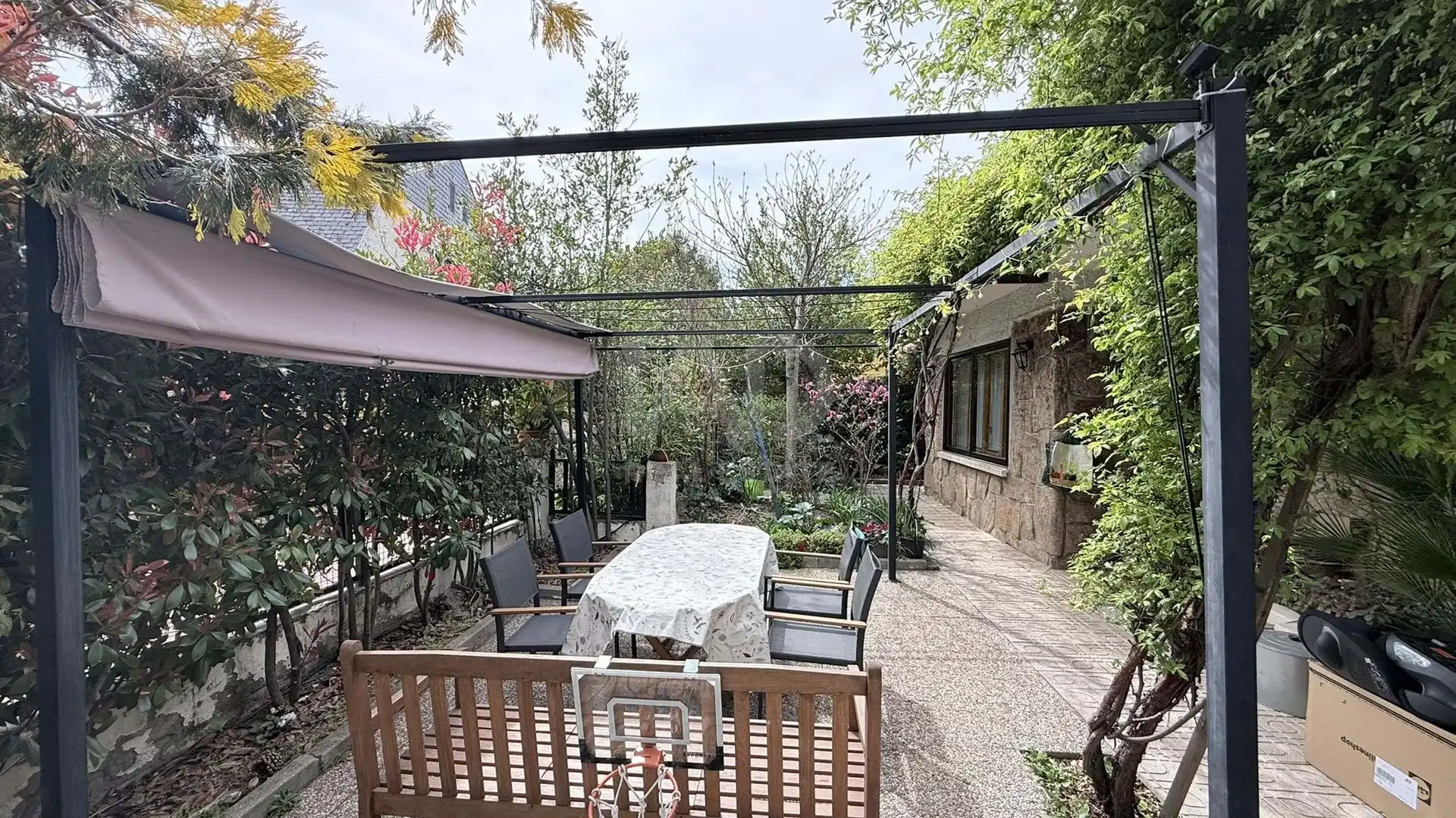 Casa o chalet de alquiler en Calle Fuente del Gitano 46, 46, Casa Amarilla