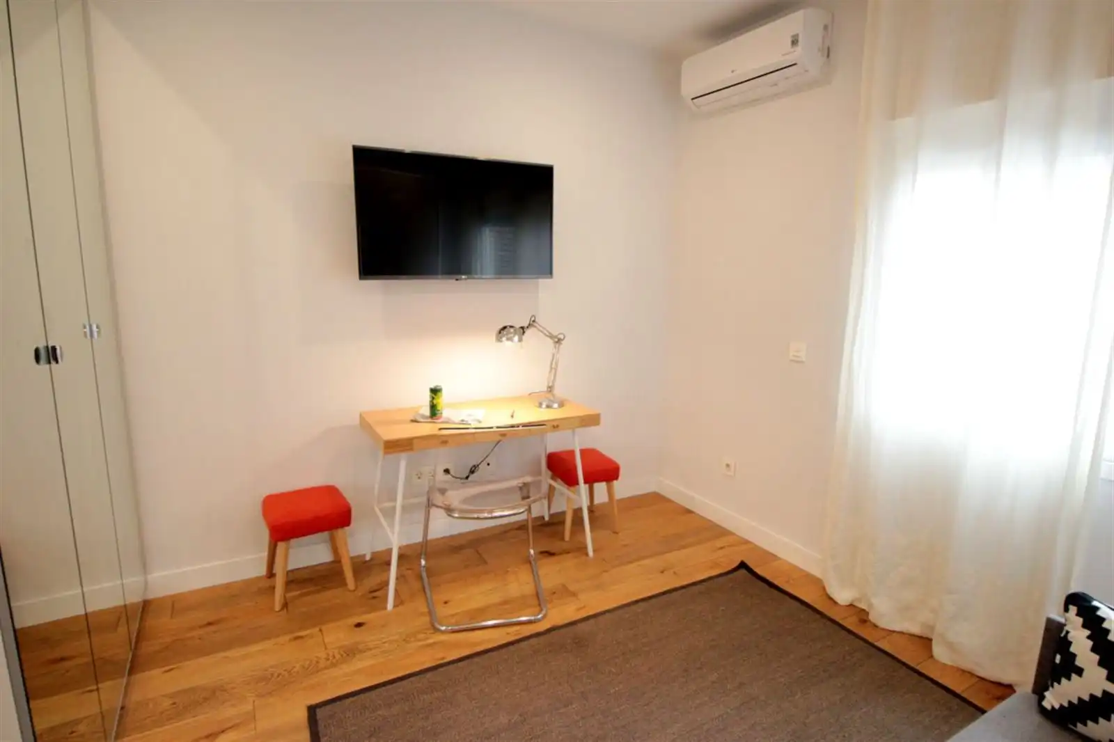Bedroom of Study for rent in Madrid  with Air Conditioner, Heating and Furnished