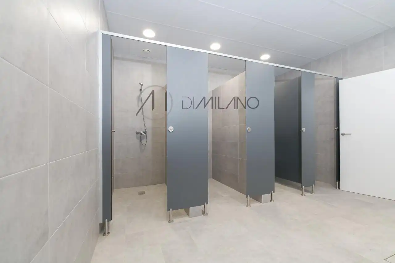 Bathroom of Industrial buildings for rent in Vigo 