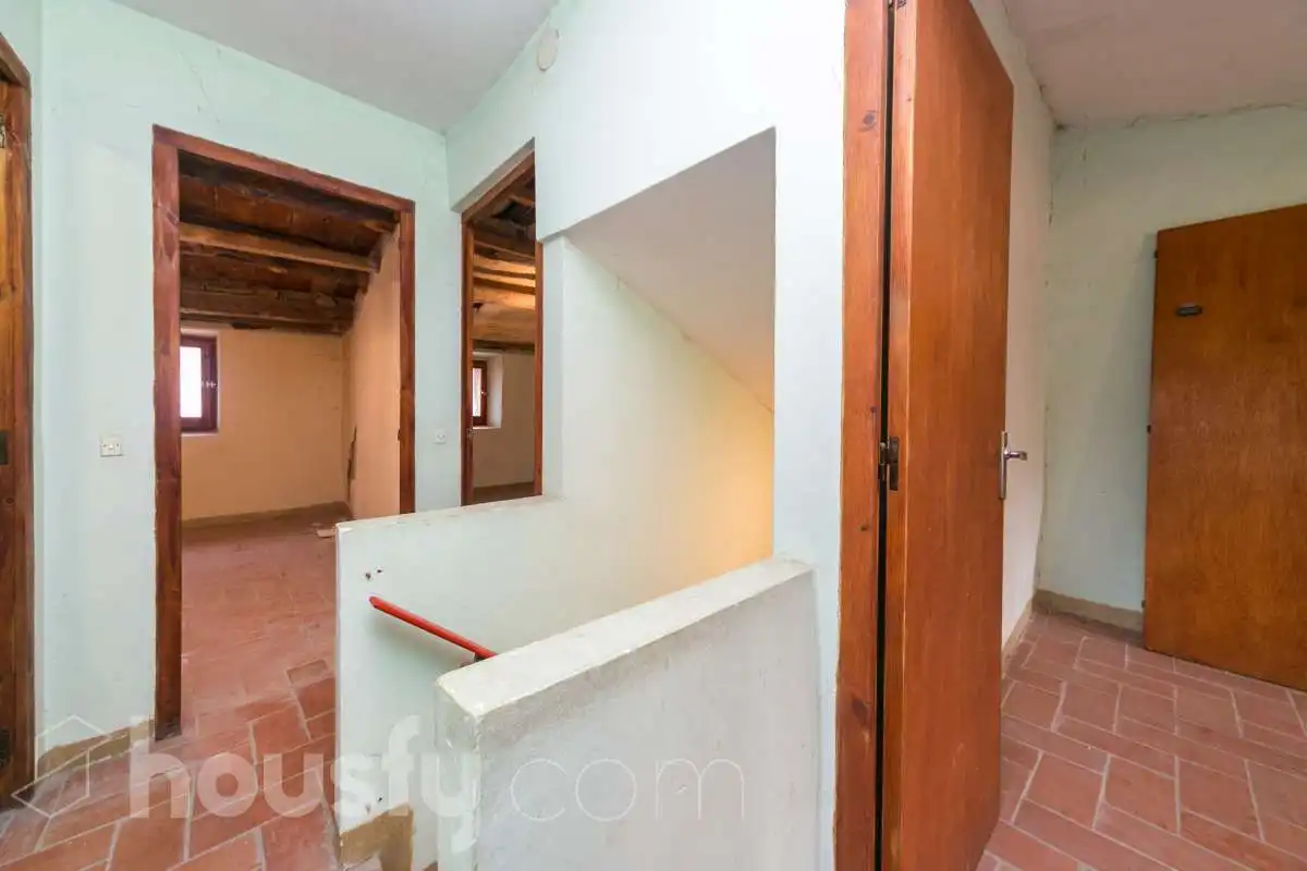Houses for sale in Sant Martí de Tous  with Terrace and Balcony