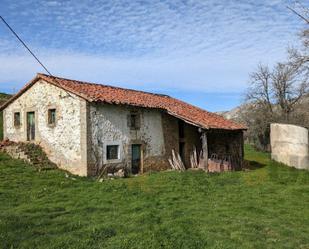 Vista exterior de Finca rústica en venda en San Felices de Buelna