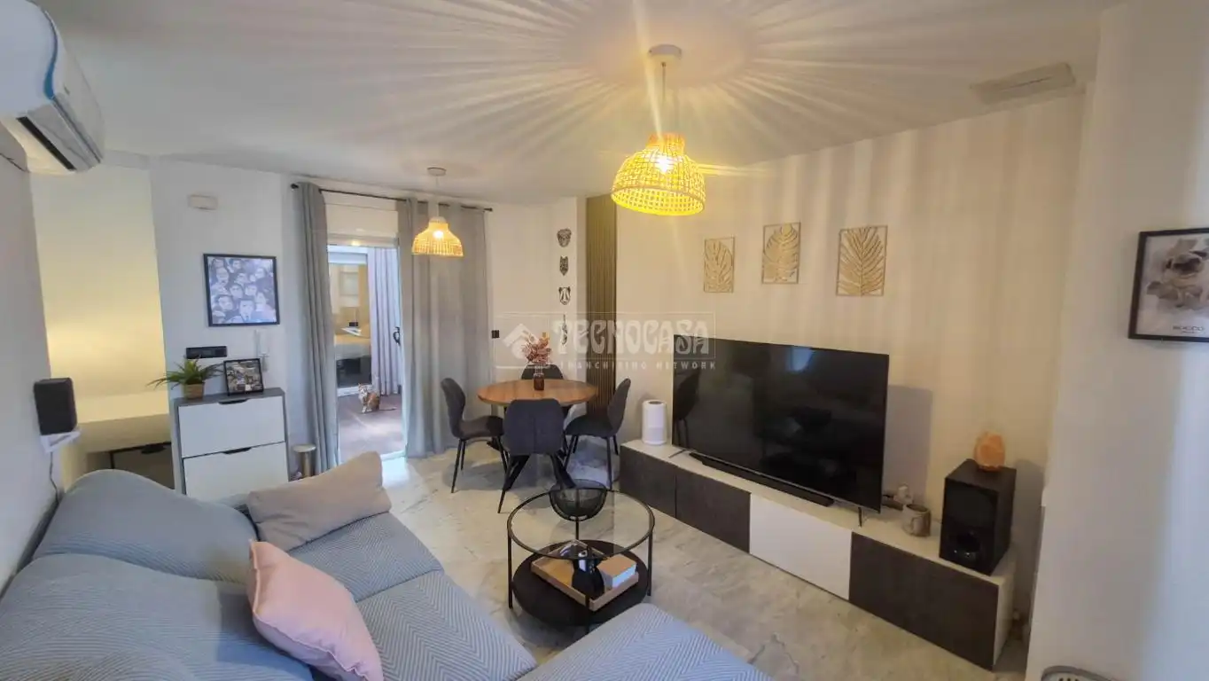 Living room of Detached homes for sale in Málaga  with Storage room and Community pool