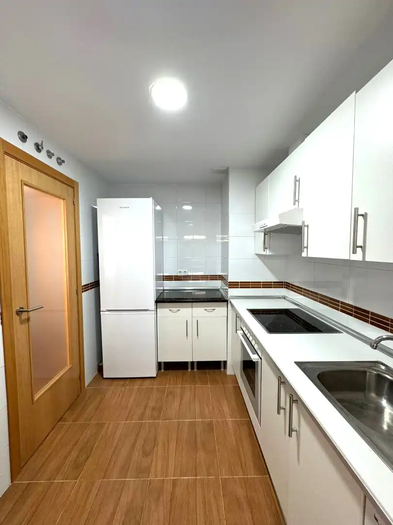 Flat for rent in Calle del Transcantábrico, San Crispín - La Estación Consorcio