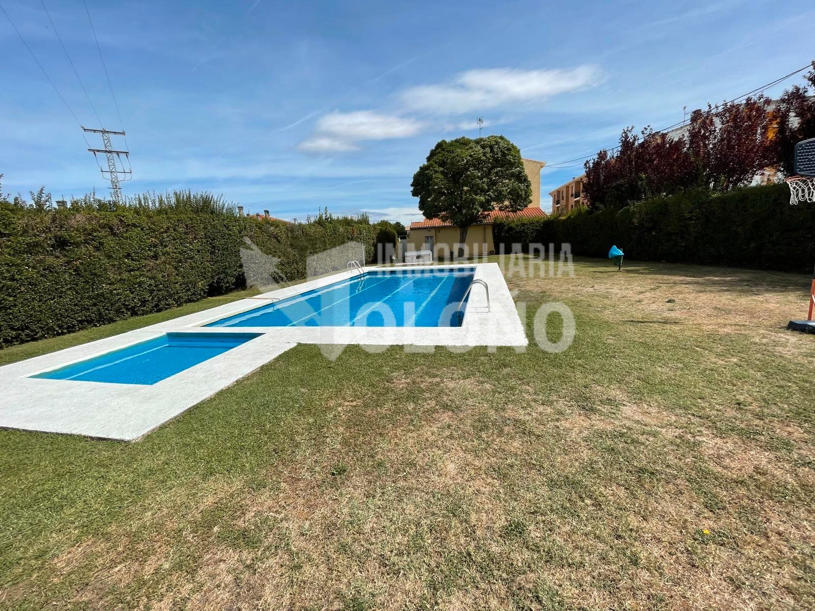 Swimming pool of Single-family semi-detached for sale in Cihuri  with Private garden, Parquet flooring and Terrace