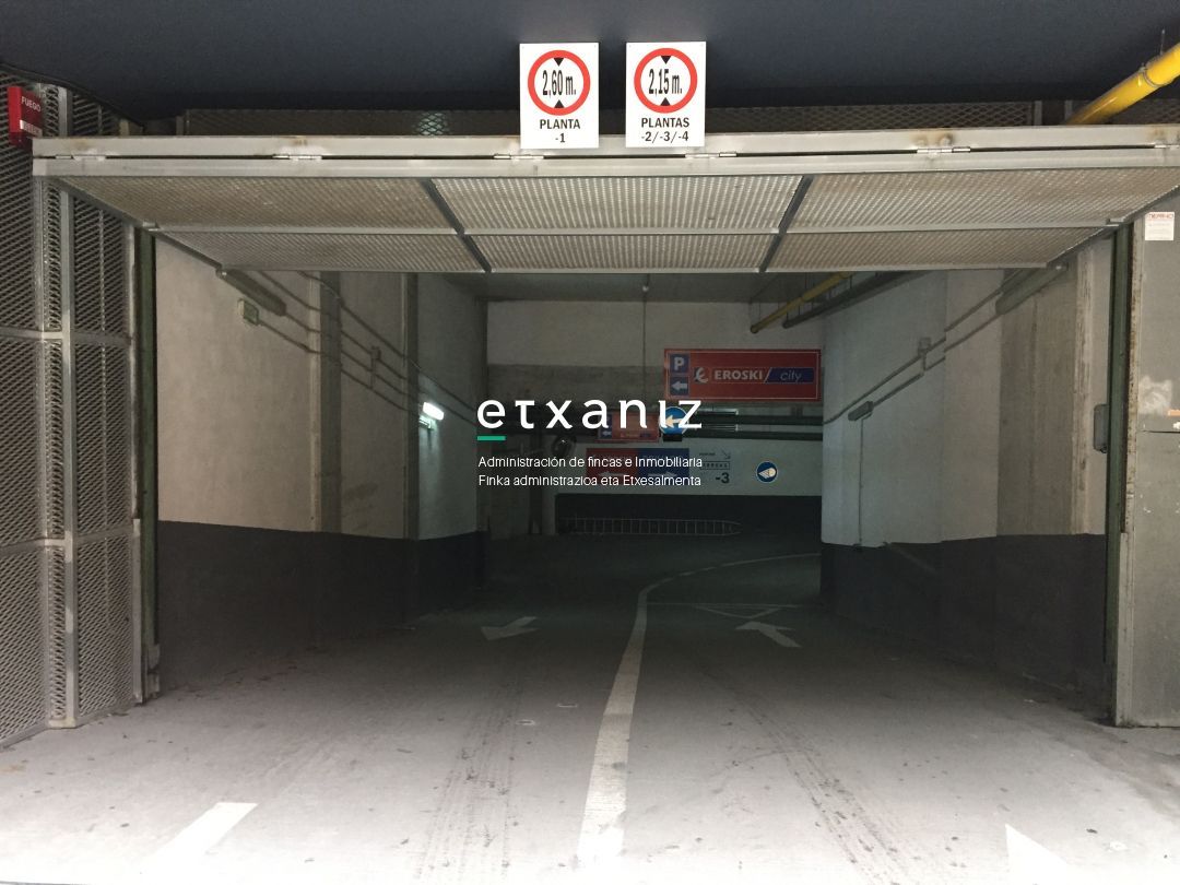 Garaje de alquiler en Amara Kalea, Amara Zaharra - Arbaizenea