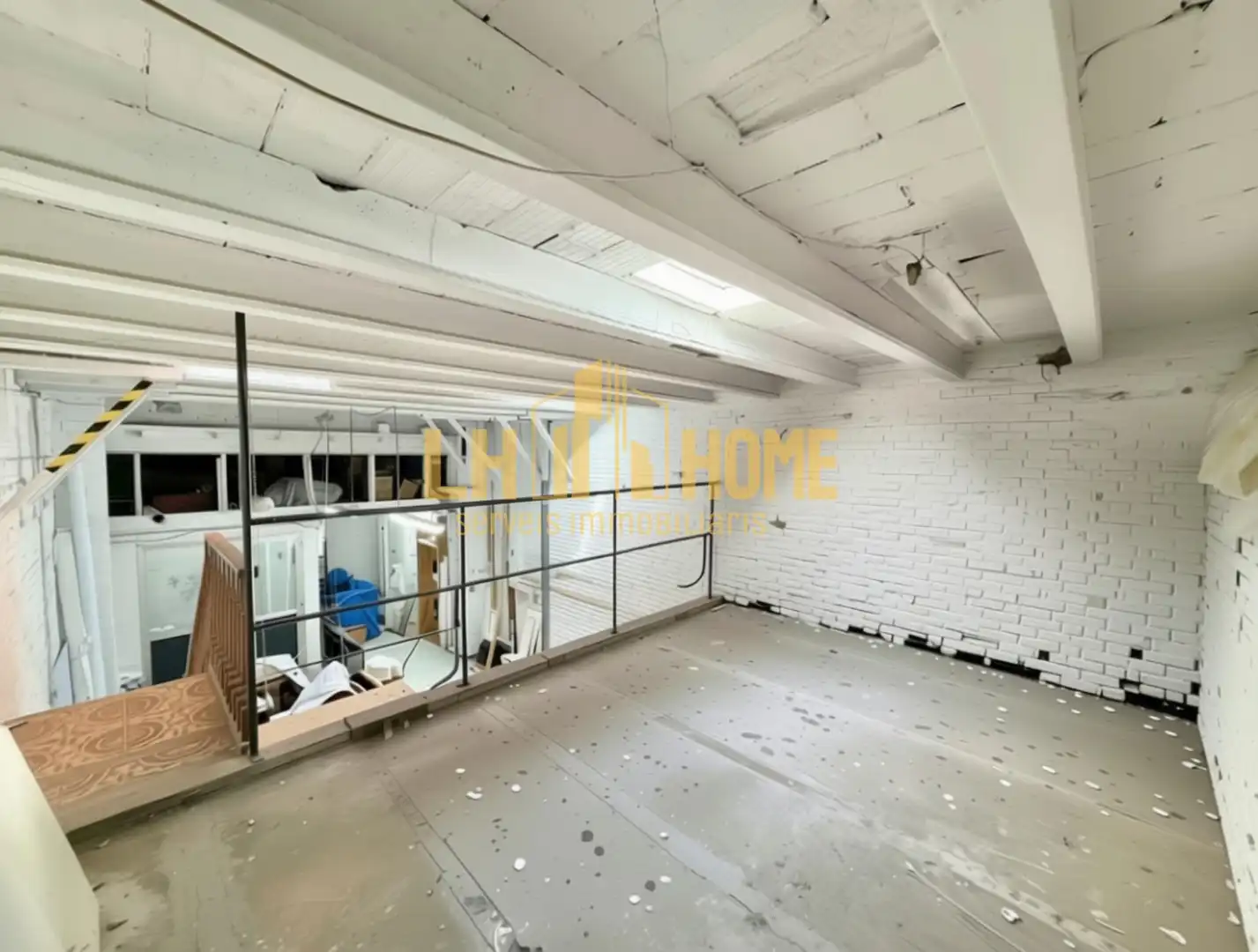Commercial properties for sale in L'Hospitalet de Llobregat  with Air Conditioner
