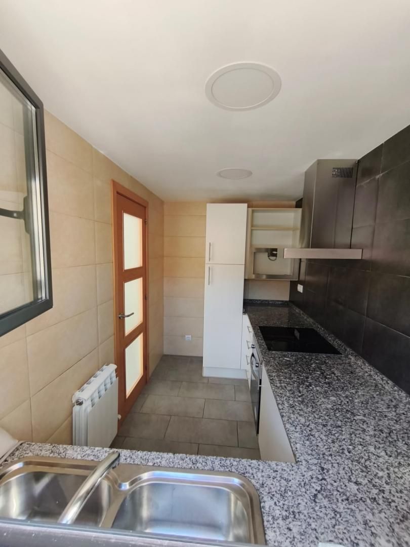 Kitchen of Flat to rent in Montesquiu  with Heating