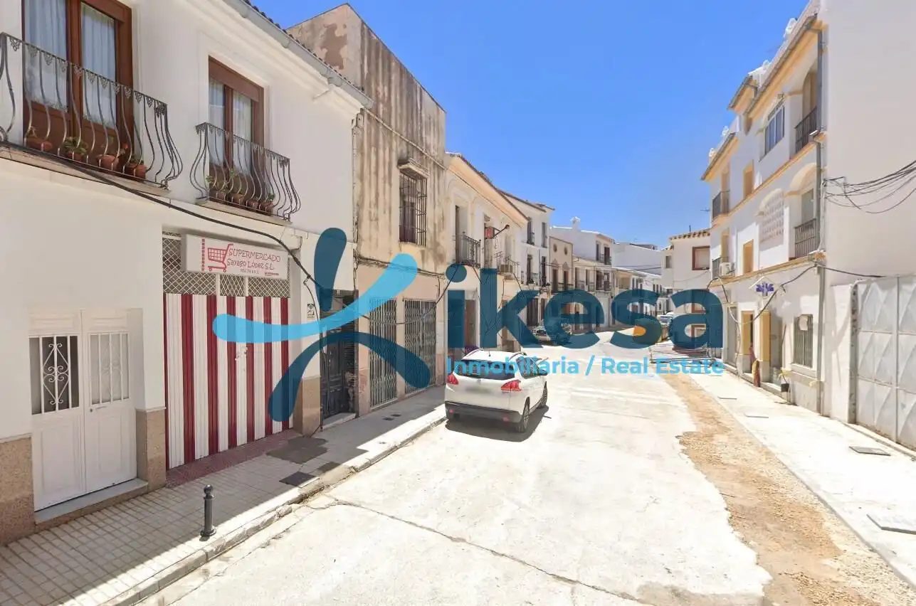 Vista exterior de Piso en venta en Teba