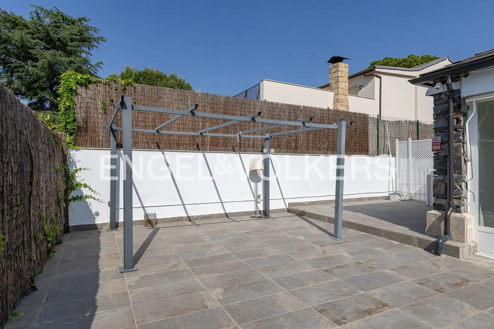 Terrace of Houses for rent in Madrid  with Air Conditioner, Heating and Private garden
