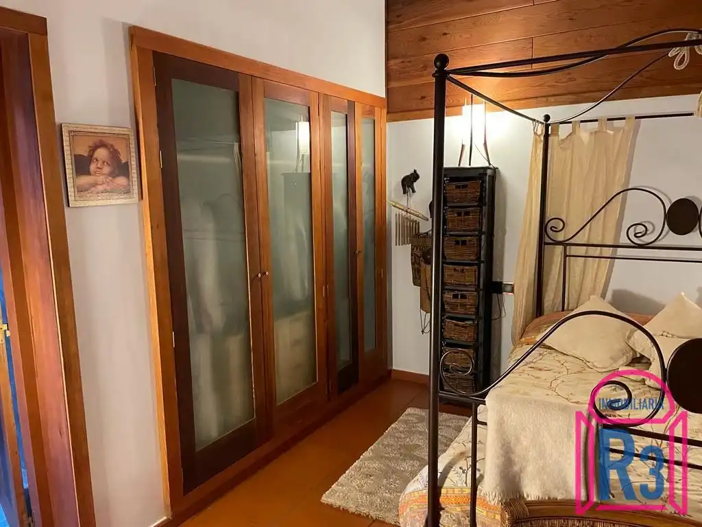 Habitación de Casa o chalet en venta en San Andrés del Rabanedo con Calefacción y Amueblado