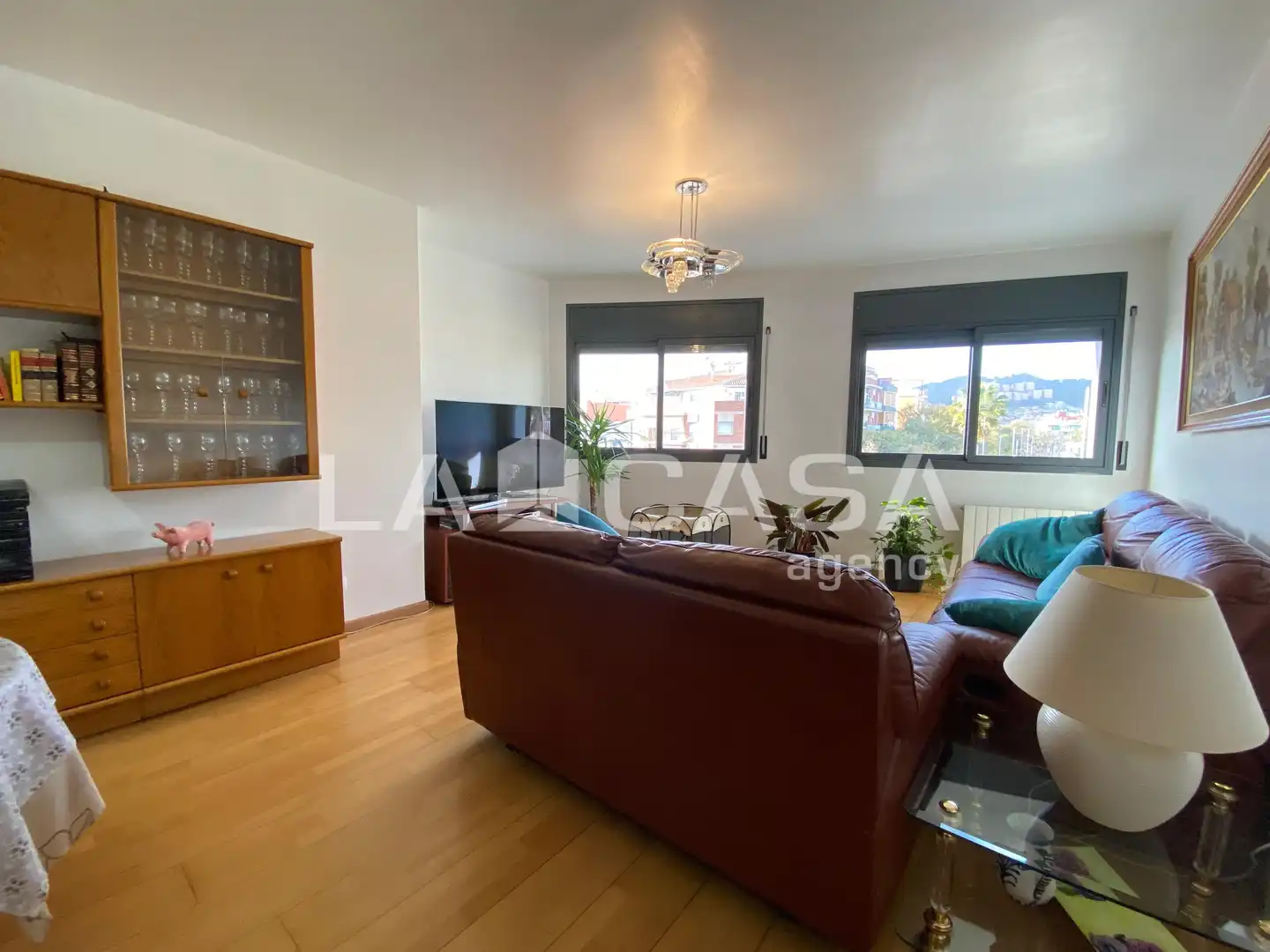 Sala de estar de Ático en venta en Santa Coloma de Gramenet con Calefacción, Terraza y Trastero