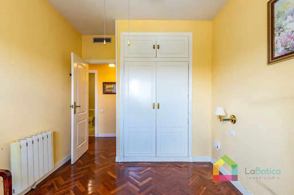 Flat with lift for sale in Argés, imagen 28