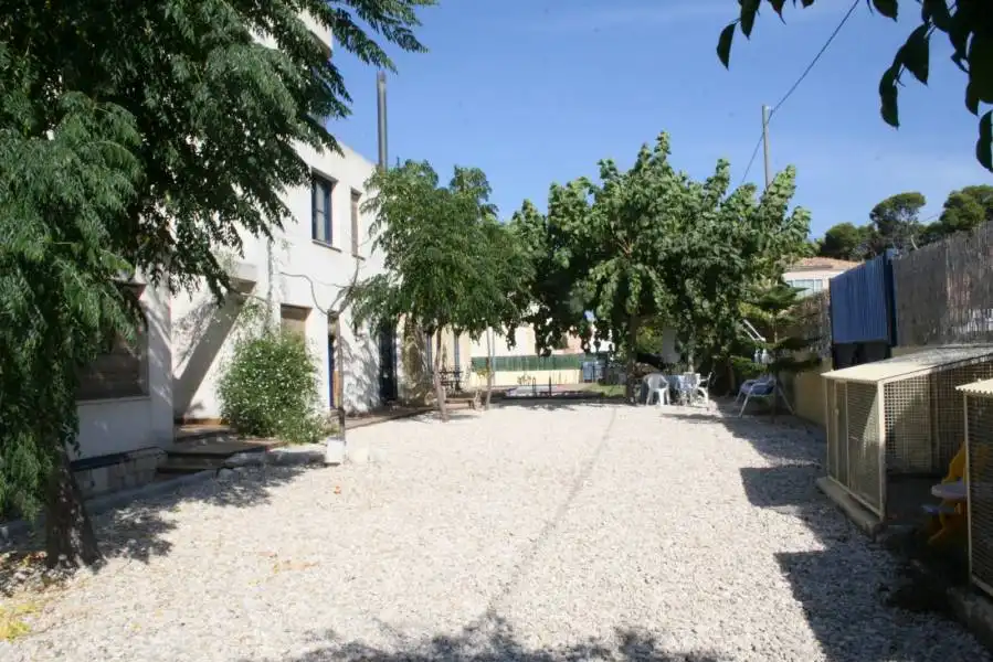 Chalet con piscina en venta en Garbinet - Vistahermosa, imagen 3