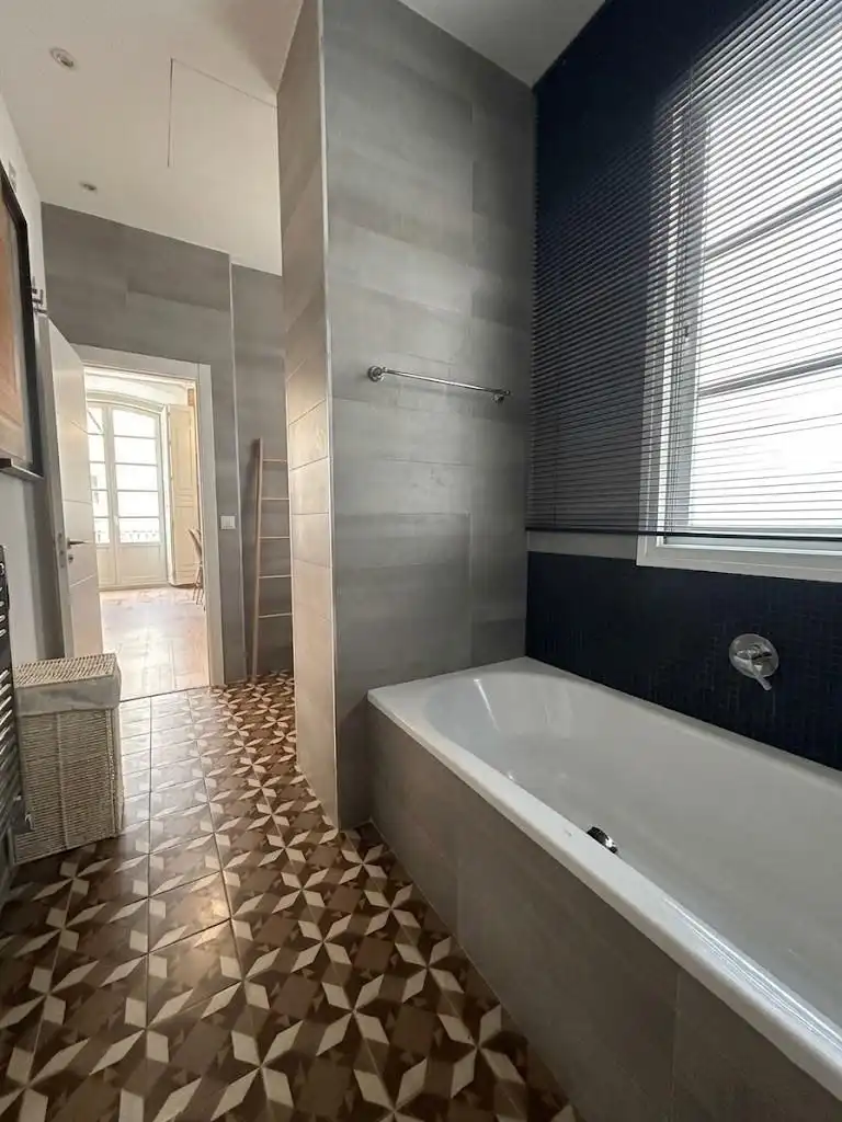 Baño de Piso en venta en Málaga con Aire acondicionado, Terraza y Amueblado