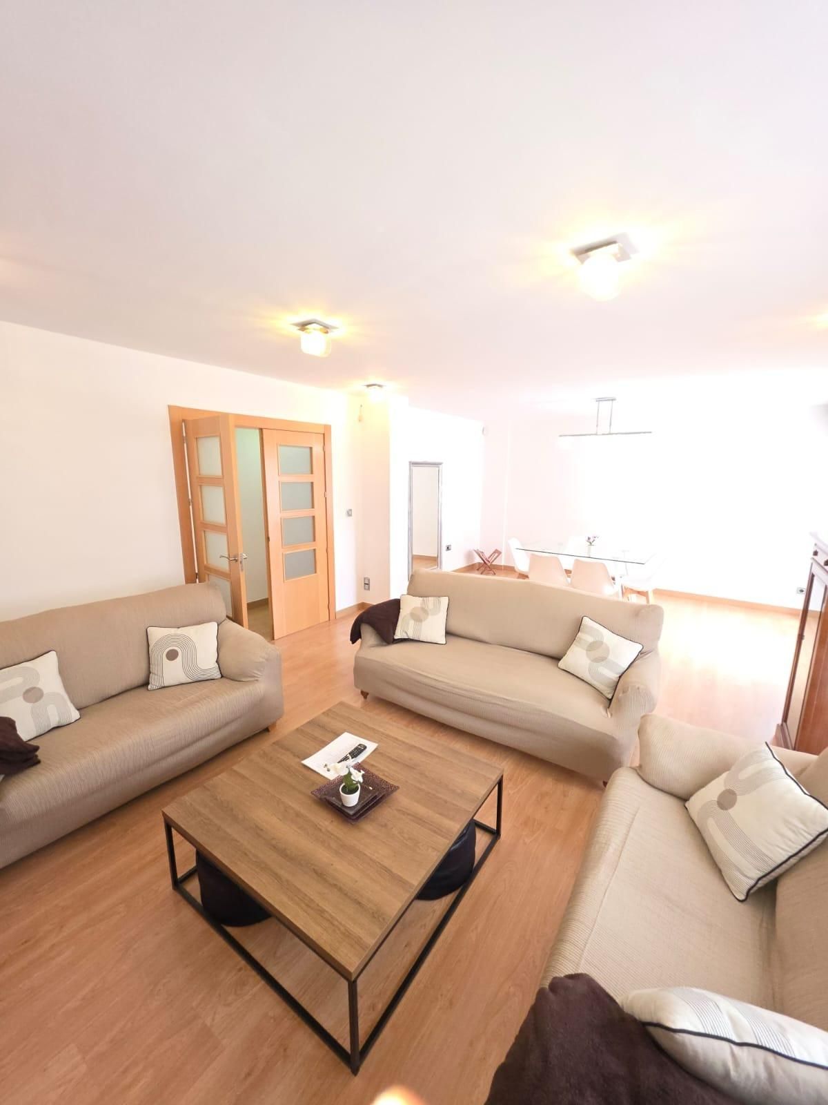 Wohnzimmer von Wohnung zum verkauf in Huétor Vega mit Klimaanlage, Heizung und Balkon