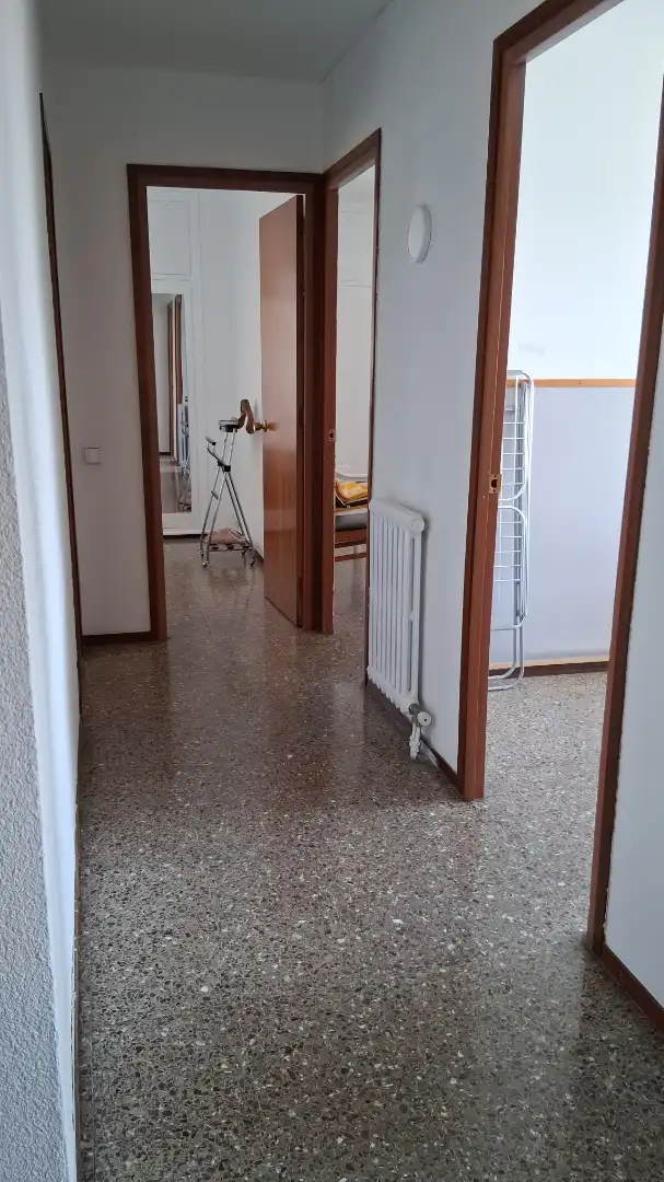 Flat for rent in Vic  with Heating, Private garden and Furnished